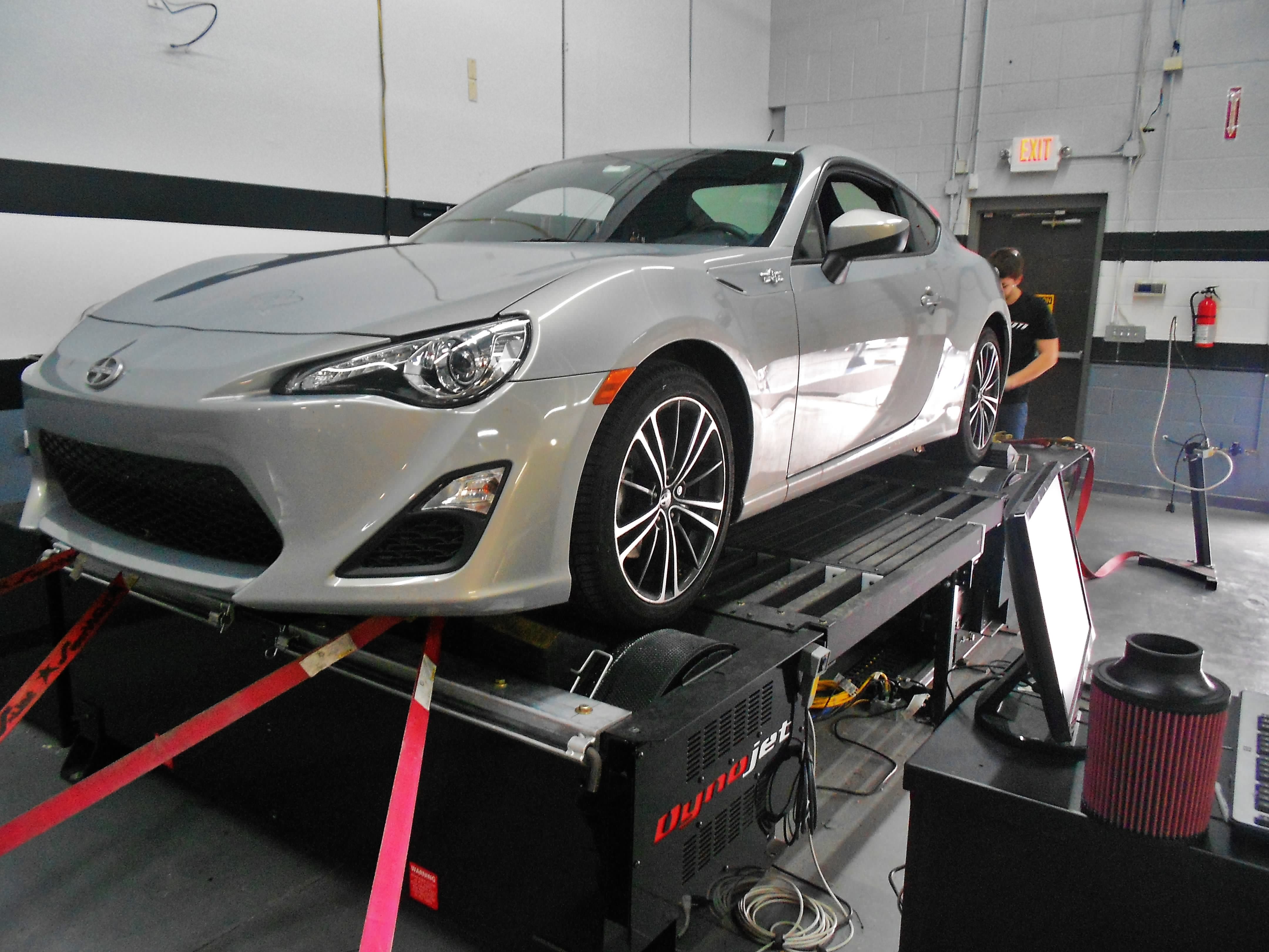 Mishimoto 2013+ Subaru BRZ / Scion FR-S Direct-Fit Baffled Oil Catch Can System, Part 1: Product Introduction