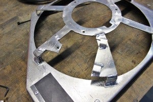 Fan controller mount