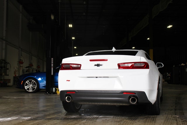 The 2016 Turbo Camaro next to her V8-powered older brother